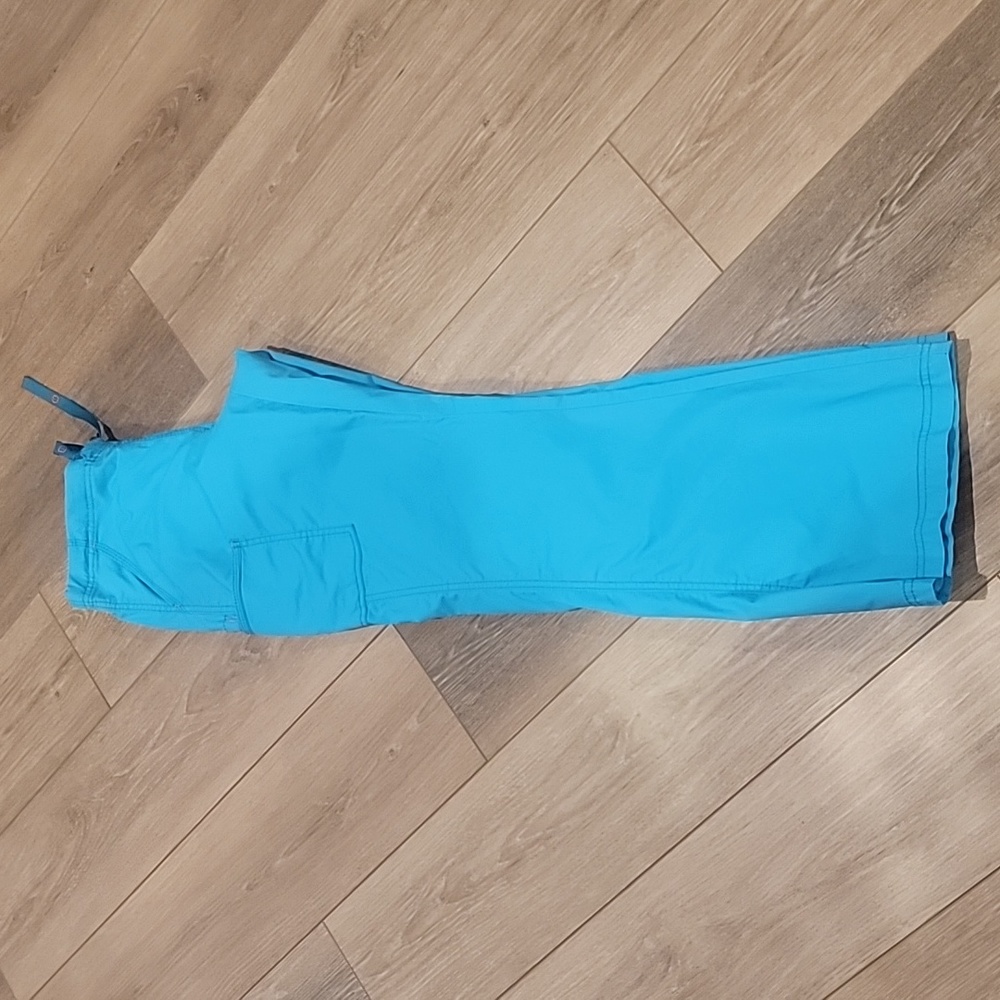 WonderFlex Scrub Set - Picture 6 of 6